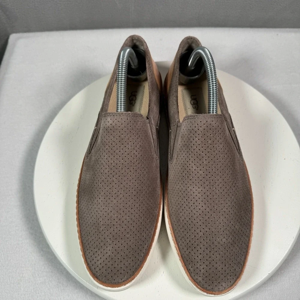 Ugg Adley Perf Slip On Sneaker Womens 9.5 Brown Tan Suede Leather Flat 1018375 - Picture 3 of 9